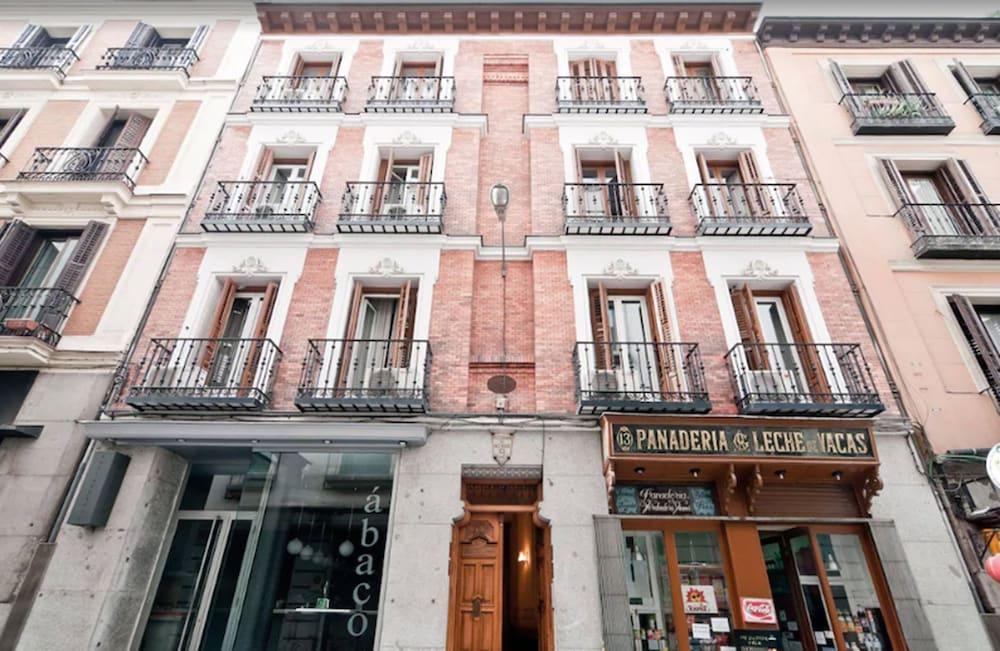 Hostal Oporto Madrid Eksteriør billede